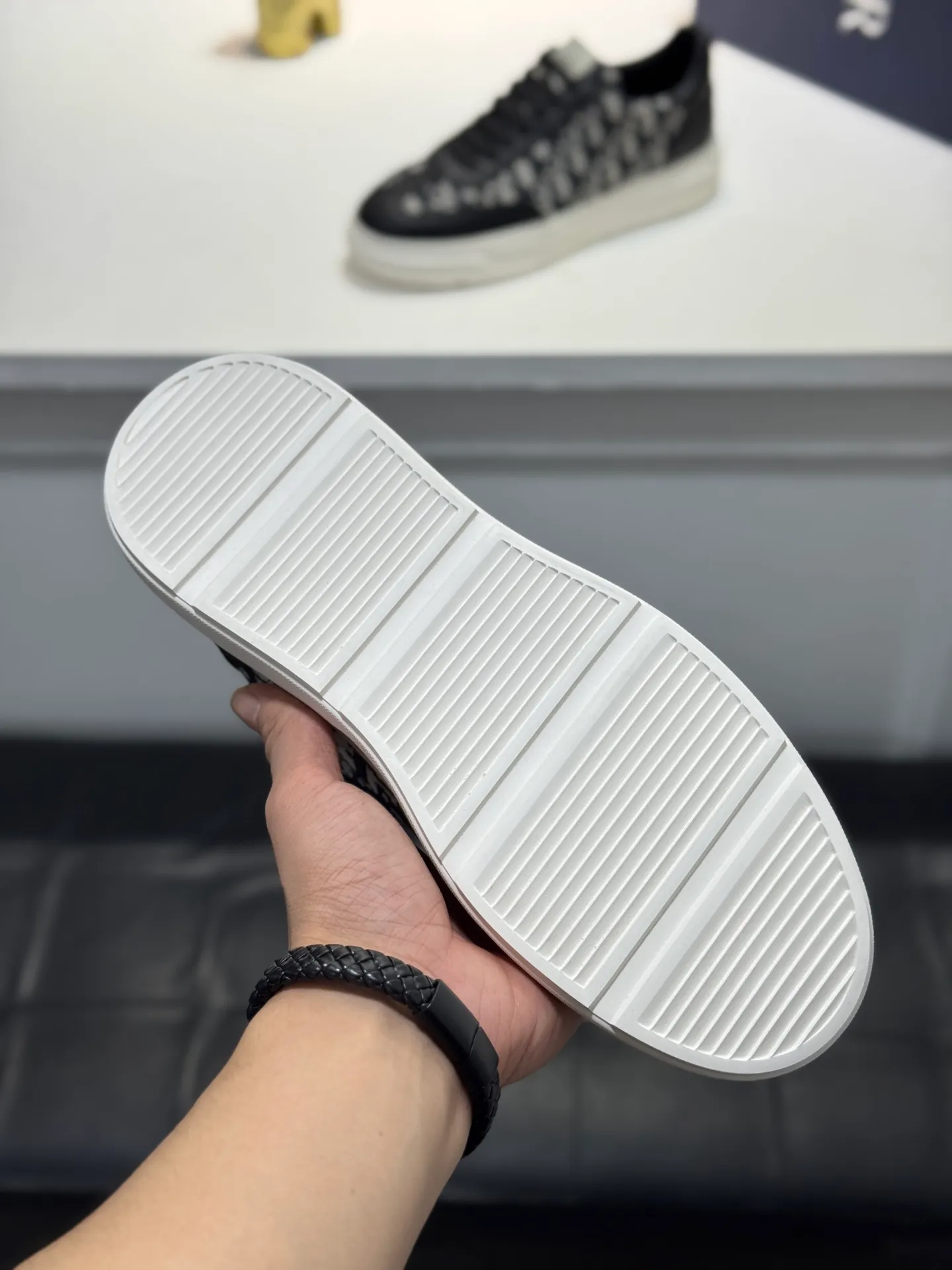 Men's Men's Shoes💰420【New Style】🦑🦑Dior🔥Christan Dior (Dior) hot style [new style] ⚠⚠️Top purchasing 🔍🔍men's casual shoes, upper cowhide stitched with Dijia special fabrics, soles: original soles specially provided by the original factory, exclusive movable molded soles super comfortable, original factory single goods, 🔍🔍high-quality multi-color splicing design, exquisite workmanship, unique, Sheepskin lining💪Details determine quality, we only make shoes with care, you can enter and leave the counter at will, welcome to compare🇮🇹Size: 38-44 (45 customized